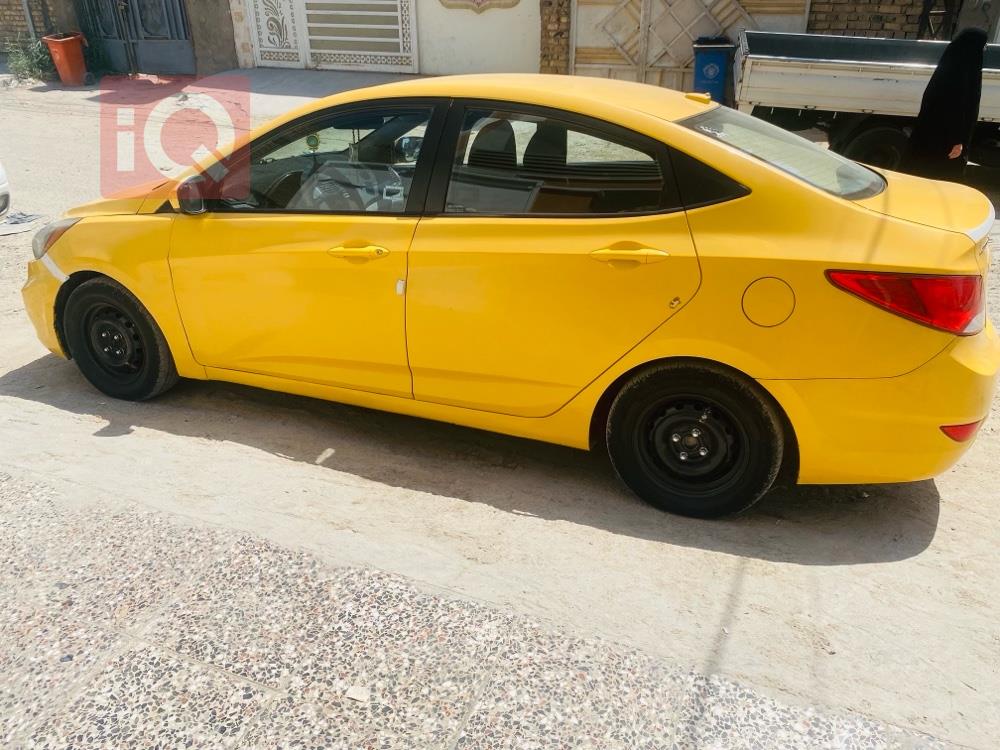 Hyundai Accent
